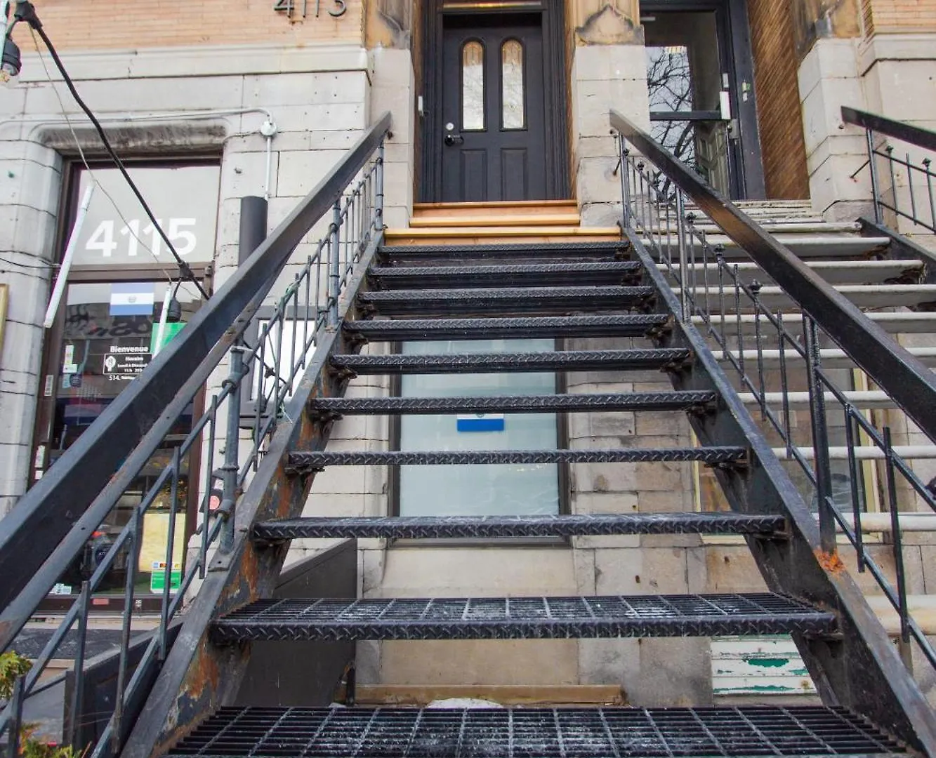 Studio #11 - Self Check-In - Plateau - St-Denis Montreal Apartment